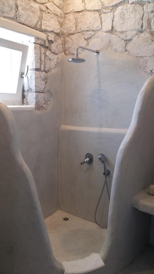 Milo Milo Suites Mandrakia Bagian luar foto