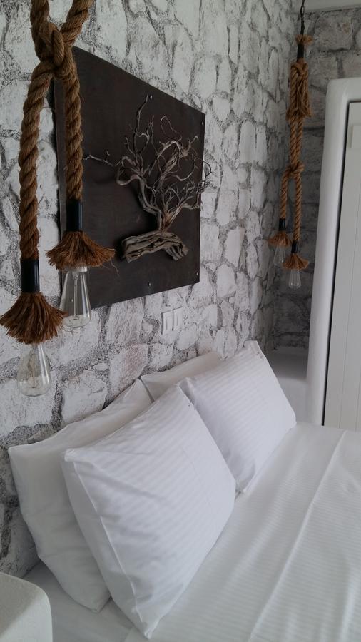 Milo Milo Suites Mandrakia Bagian luar foto